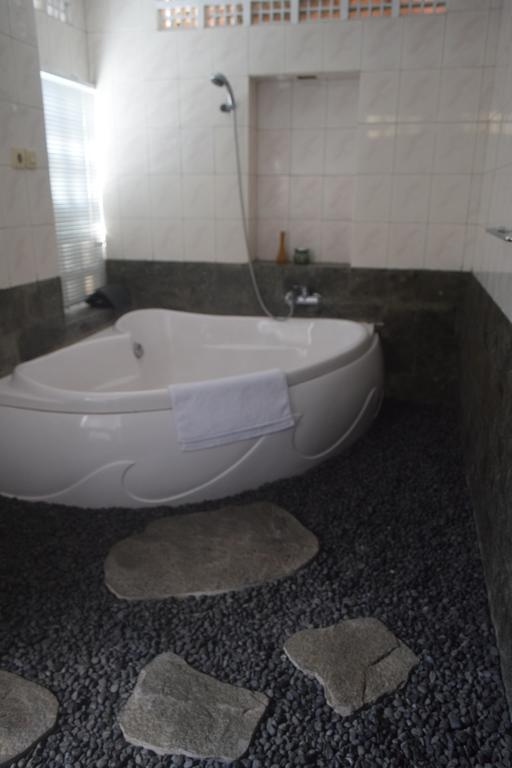 Hotel Aura Bisma Ubud Zewnętrze zdjęcie